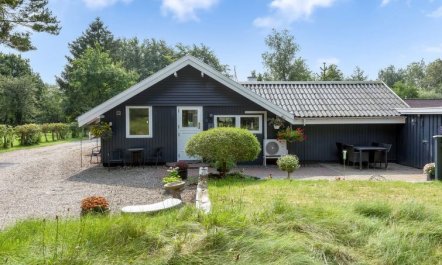 'Lenya' - 33km from the sea 7