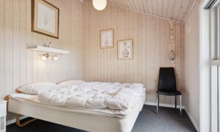 'Athalia' - 2.4km from the sea 2