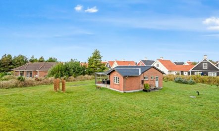 'Agni' - 800m from the sea 4