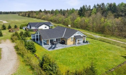 'Sippora' - 29km from the sea