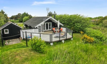 'Kylli' - 600m from the sea