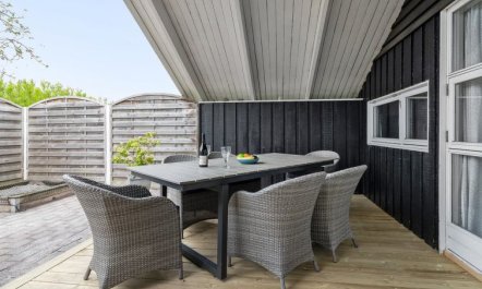 'Hithin' - 800m from the sea 6