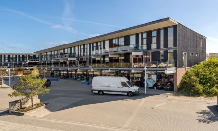 'Jurviis' - 100m from the sea