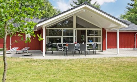 'Gundel' - 400m from the sea 4