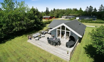 'Aleide' - 29km from the sea