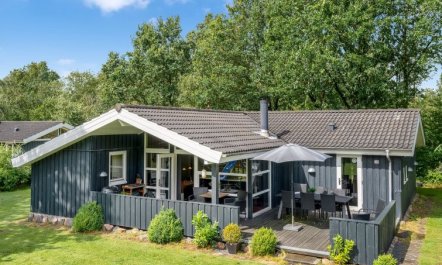 'Gurly' - 25km from the sea 3