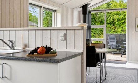 'Tayana' - 700m from the sea 3