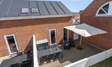 'Adils' - 2.5km from the sea 4