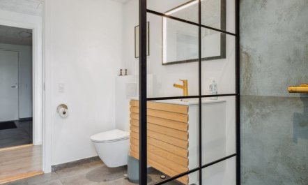 'Danika' - 650m from the sea 4