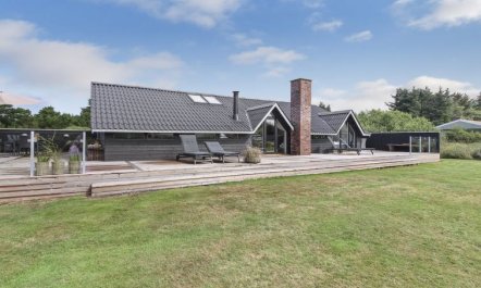 'Ellenora' - 1km from the sea