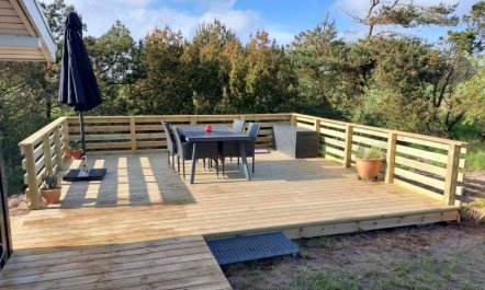 'Elgin' - 1.8km from the sea 2