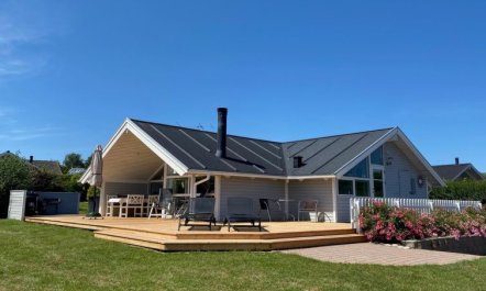 'Odin' - 200m from the sea