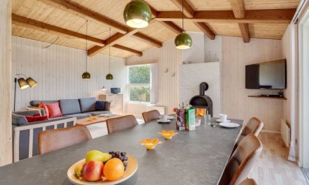 'Westman' - 200m from the sea 6