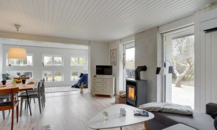 'Hendrina' - 500m from the sea 3