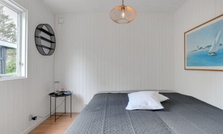 'Francis' - 300m from the sea 6