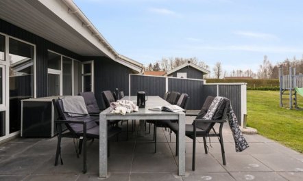 'Akira' - 250m from the sea 5