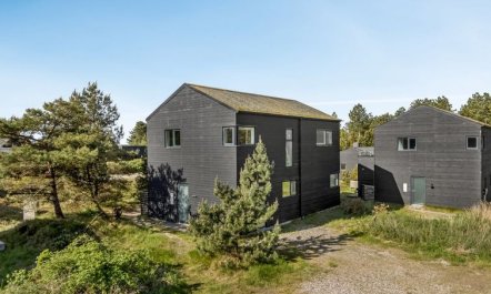 'Hunding' - 2.5km from the sea 5