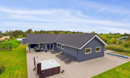 'Amai' - 4.5km from the sea