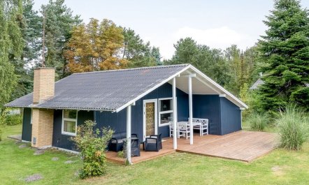 'Aleth' - 800m from the sea