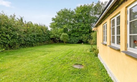 'Hughlek' - 1.5km from the sea 2