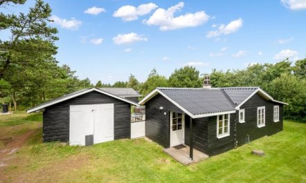 'Ljuba' - 700m from the sea 2