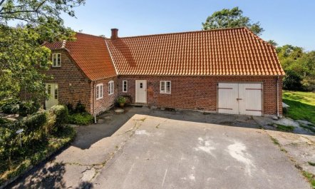 'Myra' - 18km from the sea 2