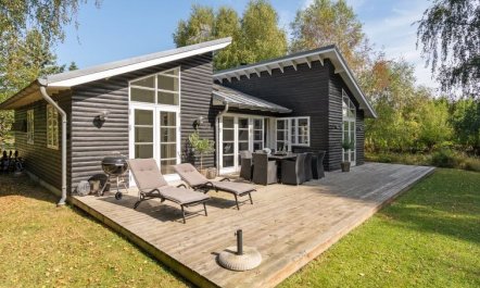 'Amon' - 670m from the sea