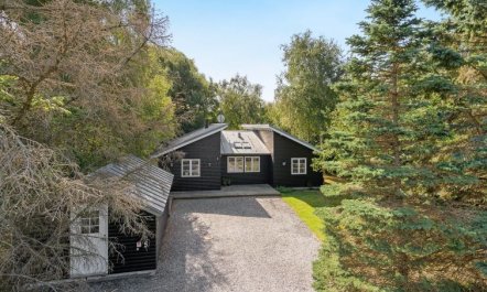 'Amon' - 670m from the sea 1