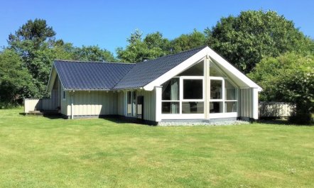 'Torben' - 10km from the sea