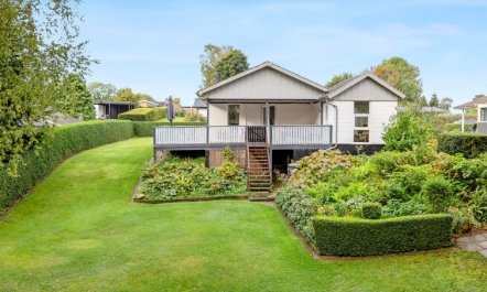 'Elja' - 400m from the sea