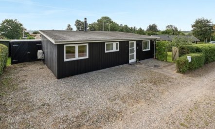 'Albricus' - 250m from the sea 3