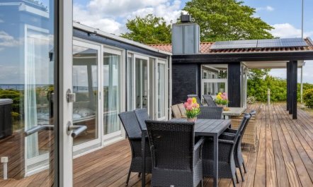 'Xaverius' - 30m from the sea 3