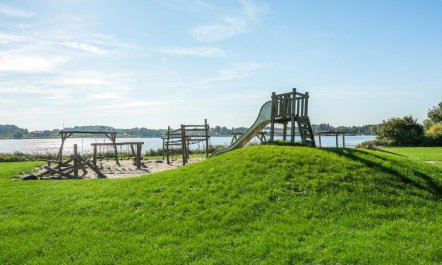 'Hardine' - 100m to the fjord 2