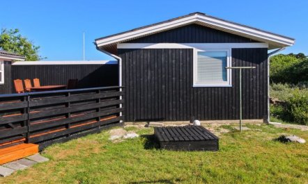 'Allis' - 400m from the sea 2