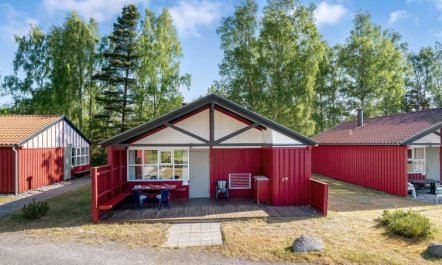 'Hira' - 300m from the sea