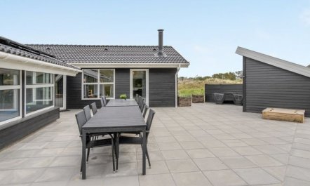 'Alli' - 800m from the sea 6