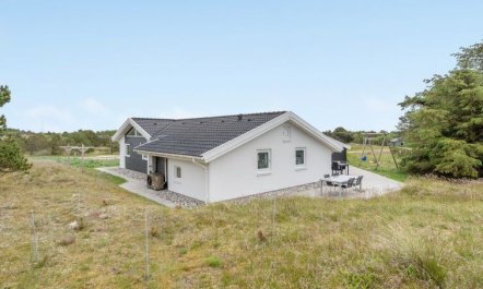 'Alli' - 800m from the sea 3