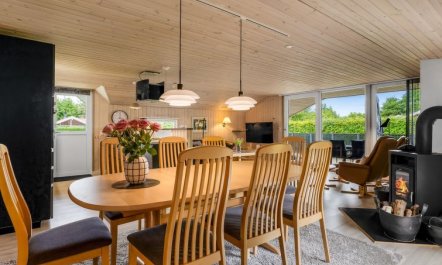 'Irlin' - 850m from the sea 7