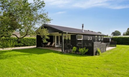 'Volmer' - 700m from the sea 5