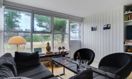 'Elfride' - 200m from the sea 1