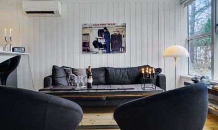 'Elfride' - 200m from the sea 5