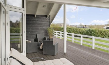 'Hansa' - 900m from the sea 4