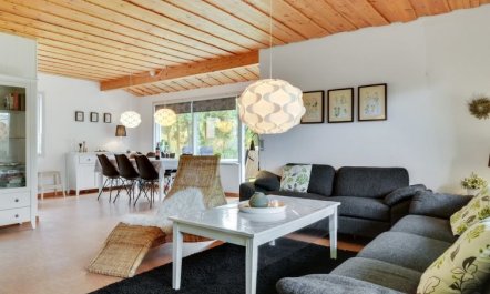 'Arnulf' - 400m from the sea 5