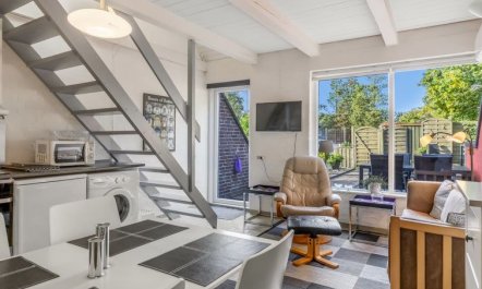 'Volmer' - 3.9km from the sea 1