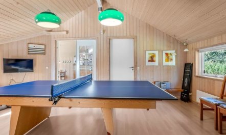 'Enid' - 700m from the sea 3