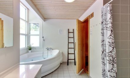 'Verner' - 500m from the sea 6