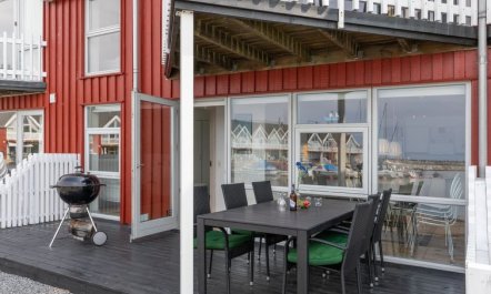 'Eija' - 5m from the sea 6