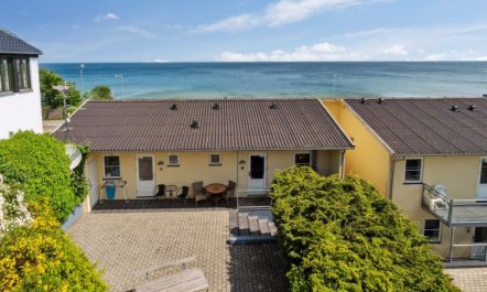 'Ayo' - 75m from the sea 5