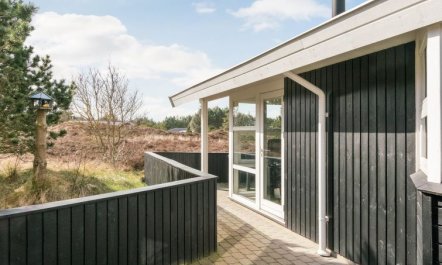 'Börge' - 3.9km from the sea 5