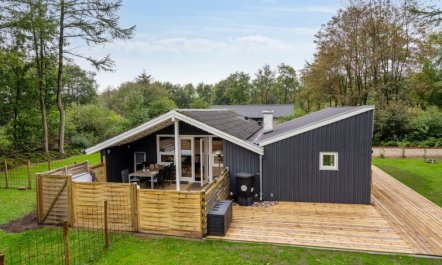 'Brynhild' - 30km from the sea 5